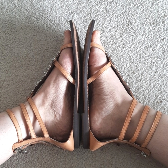 SAM EDELMAN Gorgeous Strappy, Tan Leather Sandals w Rhinestone & Stud Details - Picture 7 of 15